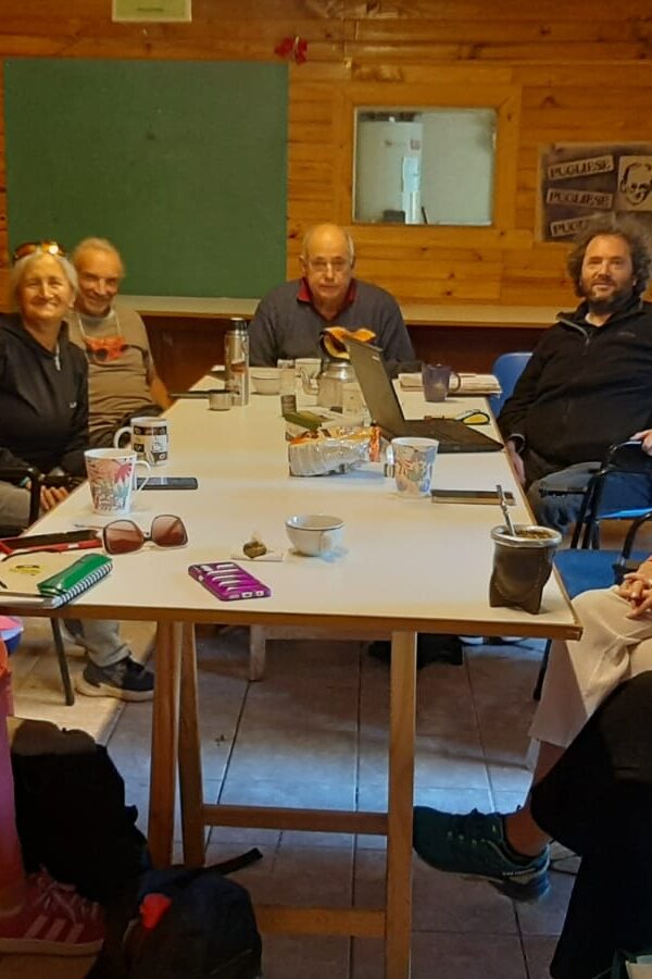 Juntas vecinales del oeste se reunieron con integrantes del CAAT 10￼
